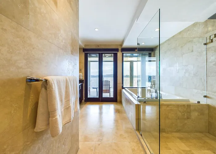 360 Splendor 309-ocean View Residence-breakfast Included! * Playa Flamingo