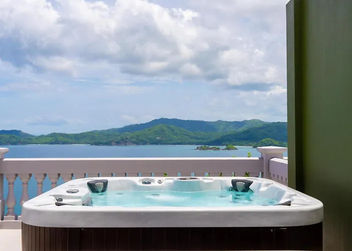 360 Splendor 309-ocean View Residence-breakfast Included! Apartamento *